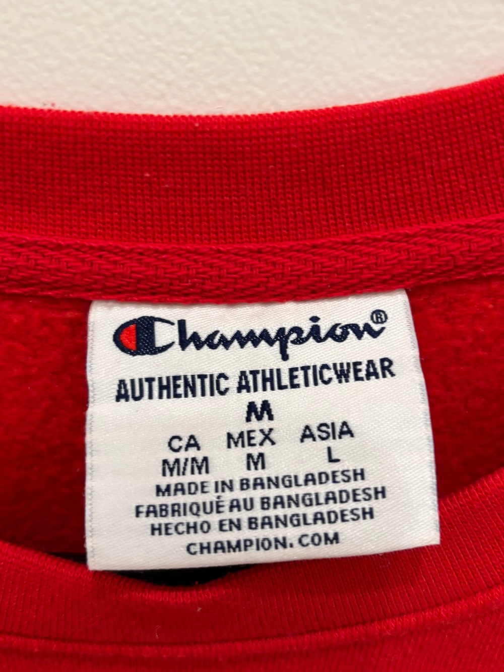 University of Utah Crewneck - Picture 3 of 5
